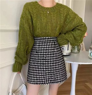 Houndstooth woolen skirt for women Spring with sweater A- line skirt 2022 new high waist slimming sheath short skirt