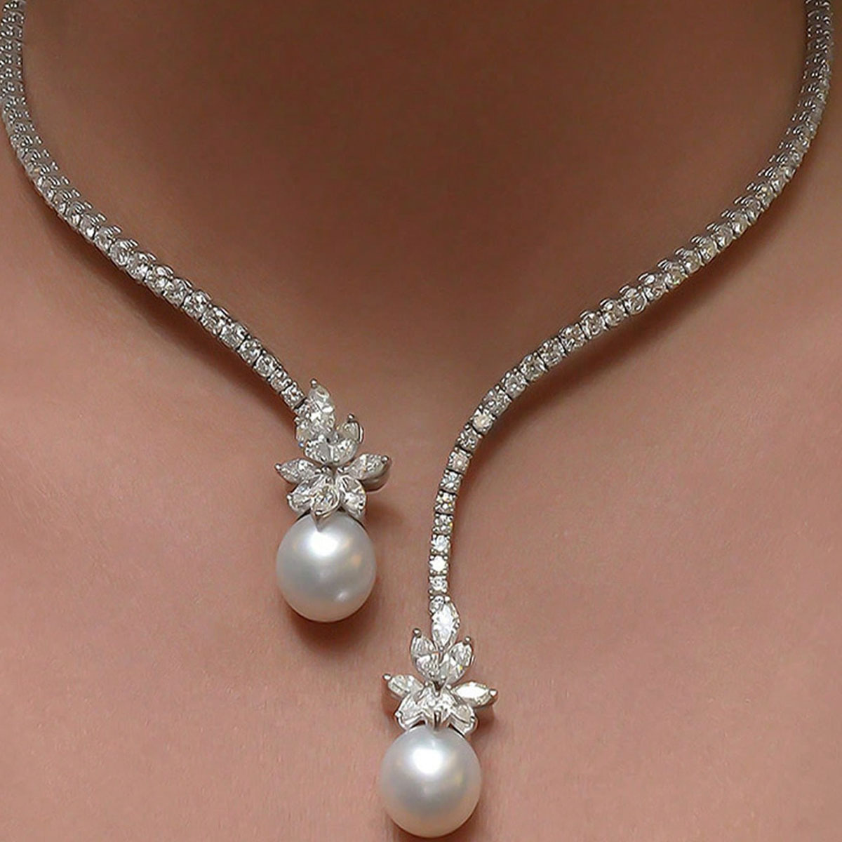 Fashionable Open Design Diamond-Studded Pearl Choker Necklace for Women, High-End European and American Style, Light Luxury Niche Zircon Necklace, Versatile Clavicle Chain for Women