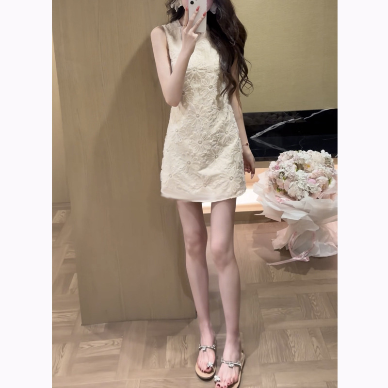 French-Style Waist-Cinching Slimming Round-Neck [Wuqing Qianzai] Elegant Mid-Length Dress, Sleeveless Lace Dress