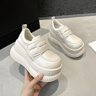 Thick-soled small white shoes women's 2024 spring new all-match lightweight small muffin sports board shoes dad shoes
