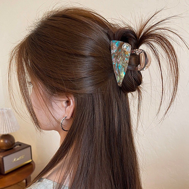 Acetate Triangle Hair Clip for Women, Light Luxury Sparkling Diamond Half-Up Hair Shark Clip, High-End Hairpin, 2026 New Hair Accessory