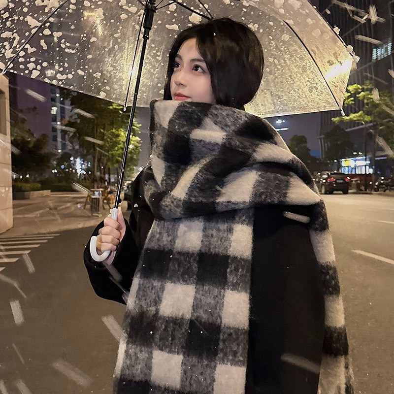Autumn and Winter New Plaid Scarf for Women, Korean Style, Fashionable and Versatile, Imitation Cashmere, Thickened, Warm Knitted Neck Scarf