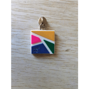 [Dispensing slider] manufacturers wholesale pvc drip pull zipper clothing zipper diversified three-dimensional LOGO dispensing slider