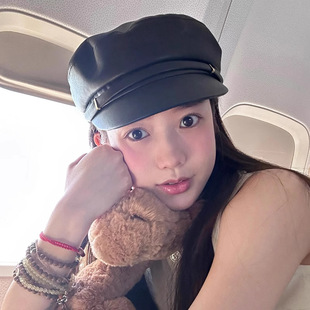 Rich house girl with exquisite PU leather octagonal hat women's autumn and winter face small newsboy hat retro painter hat