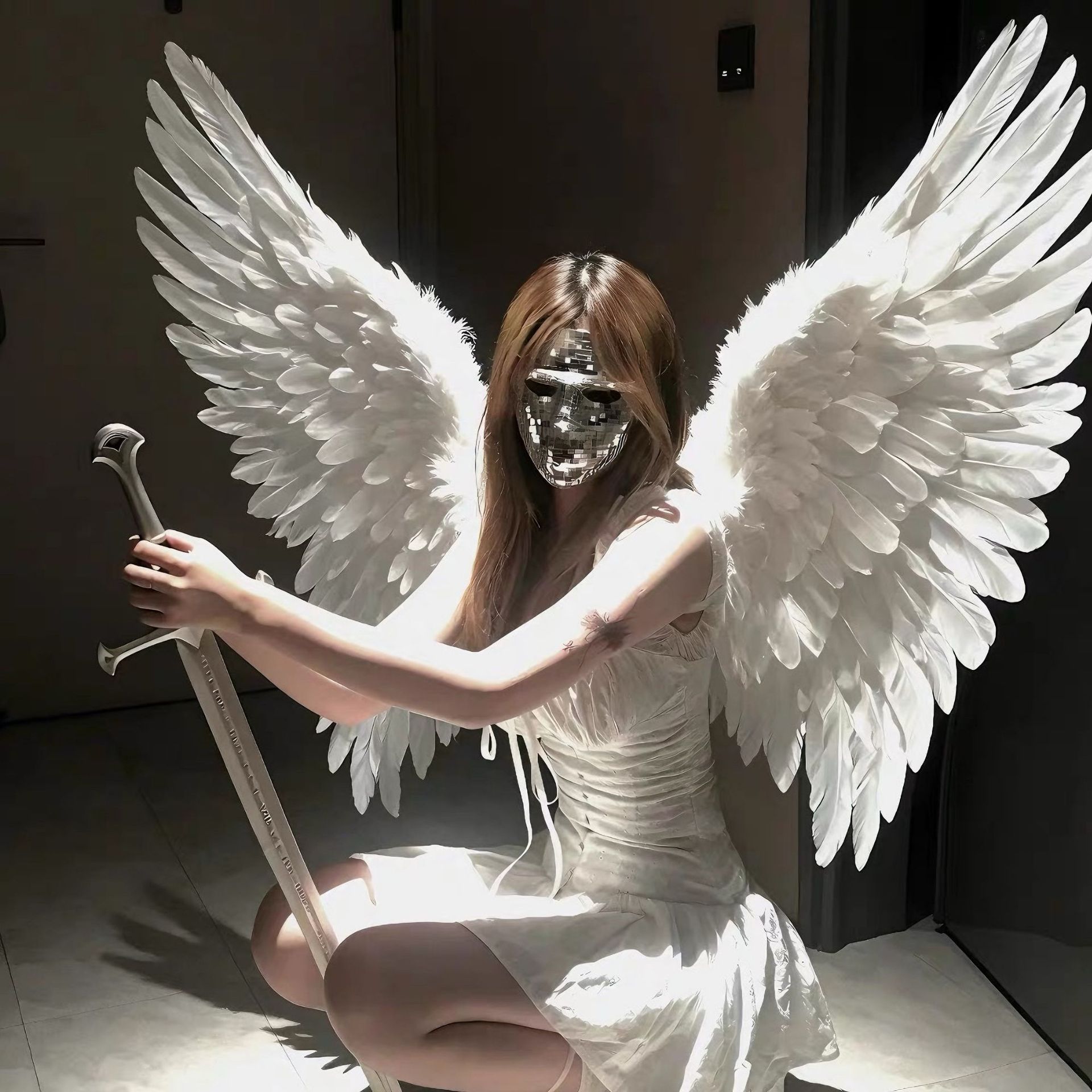 Full-Face Mask Diamond Mask Demon Angel Costume Mask Queen Atmosphere Reflective Glass Photo Prop