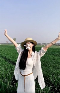 White Sunscreen Shirt Coat Women's 2025 Spring and Autumn New Loose Cardigan Summer Shirt Outer Elegant Top