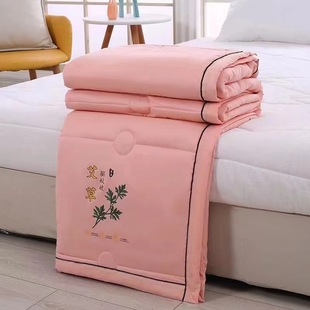 Wormwood is used to repel mosquitoes and prevent insects. Summer cool quilt water-washed cotton air-conditioning quilt can be used to wash hands. Mint cool silk student's thin quilt