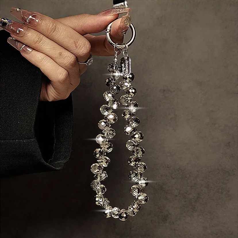 High-end luxury mobile phone lanyard short water drop crystal chain handmade beaded wrist chain portable anti-loss pendant