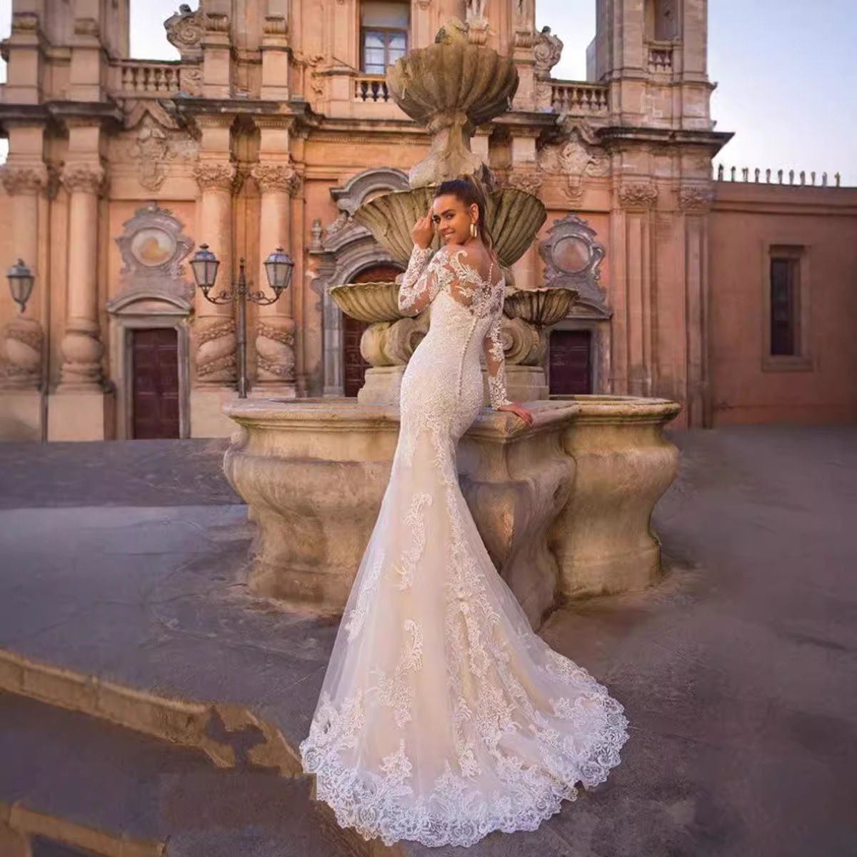 White Strapless Wedding Dress with Lace and Long Train, 2026 New Style, Fashionable, Elegant, Dignified, and Graceful Wedding Dress
