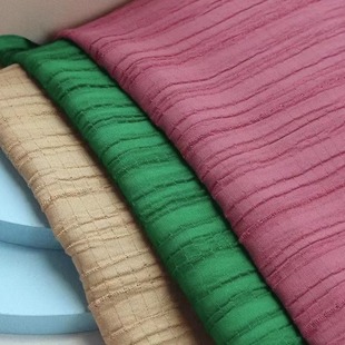 Polyester wave wrinkle texture fabric skin-friendly breathable three-dimensional wave wrinkle small fresh dress children's clothing fabric