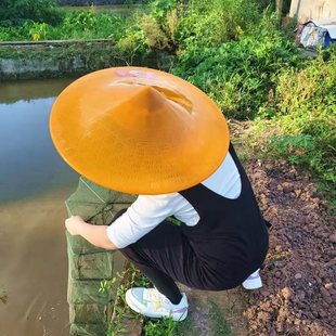 Vietnamese Hat with Chinese Dream Print, Sunshade, Rainproof, Sun Protection, Wide-Brimmed Outdoor Fisherman Hat, Farmer Hat