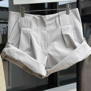 Born 2025 spring new South Korea east gate L * WCLAS * IC temperament solid color curling casual shorts hot pants women