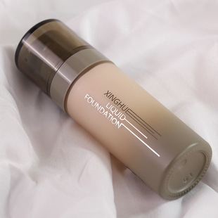 Xinghui Liquid Foundation, Long-lasting, Non-removable, Non-stuck Powder, Light and Comfortable, Waterproof and Sweat-proof, Student Trial Size 15g Sample