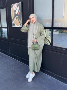 2025 New Arrival Dubai Middle East Turkey Solid Color Casual Loose Elegant Dress Robe