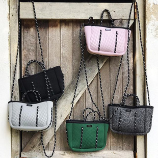 Amazon Wholesale Casual Ladies Handbag Shoulder Crossbody Bag Beach Bag Punch Diving Material Beach Travel Bag