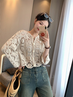 Ten or three lines early autumn new! Korean-style heavy industry hollow-out crocheted craft long-sleeved knitted blouse cardigan