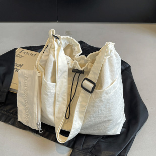 Large Capacity Crossbody Bucket Bag Women's Summer New Casual Lightweight Shoulder Tote Bag Fashionable Simple Commuter Cloth Bag