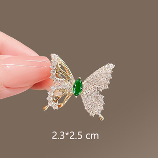 2024 New Style Women's High-End Anti-Light Small Brooch High-End Niche Design Fixed Clothes Pin Cross-Border