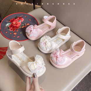 Girls' Sandals Guofeng Princess Shoes 2024 Spring and Summer New Embroidered Shoes Antique Toe Little Girl's Horse-faced Skirt Shoes