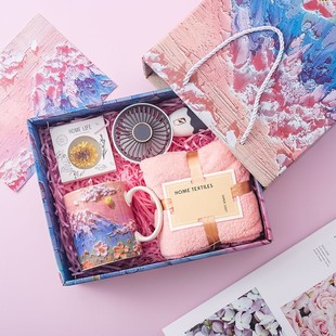 Creative Gift Cup Towel Gift Box Set Ceramic Cup with Lid and Spoon Opening Mug with Good Appearance