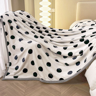 Coral fleece blanket summer air conditioning blanket office blanket shawl nap blanket sofa blanket quilt bed