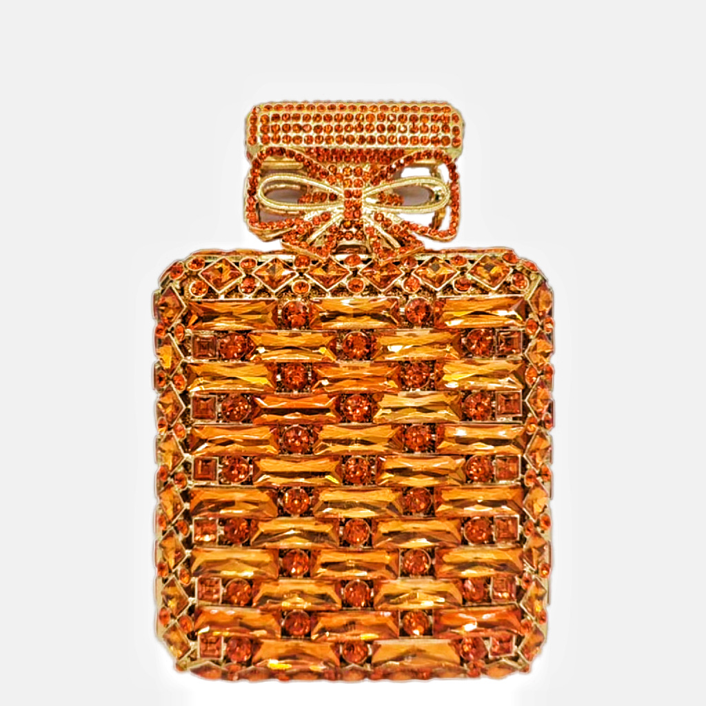 Selected new perfume bottle with diamond embellishments, a European and American socialite's crystal full-diamond evening bag.