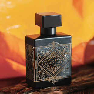 Small Town Yi Xiang Men's Perfume Middle East Dubai Saudi Arabia Perfume Lasting Export Foreign Trade Perfume Factory