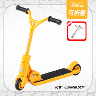 Cross-border new creative mini desktop decompression children's fingertip pedal vitality car skateboard toy factory direct sales