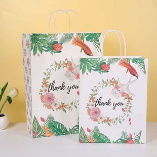 Holiday gift bag kraft paper bag foreign trade environmental protection small fresh handbag packaging bag clothing shopping bag wholesale
