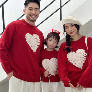 Parent-Child Clothing Winter New Heart Versatile Knitwear Family of Three Towel Embroidered Cartoon Knitwear Mother-Daughter Mother-Child Clothing