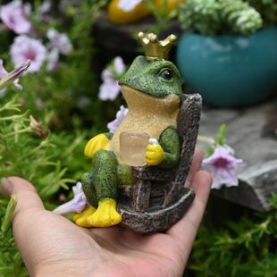 Frog solar lamp creative decompression rocking chair ornaments desktop office decoration cartoon court