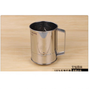 Stainless steel medium-sized mouth-increasing hand flour sieve