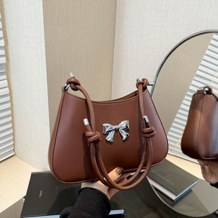 Autumn 2024 New Niche Korean Style Shoulder Bag Sweet Fresh Bow Underarm Bag Commuter Elegant Handbag