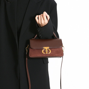 This year's popular popular bag 2023 new women's bag fashionable western style all-match messenger bag autumn and winter super popular small square bag