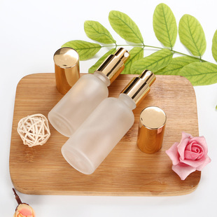 In stock transparent frosted essential oil bottle empty bottle 30ml50ml lotion bottle alumina spray bottle essence glass bottle