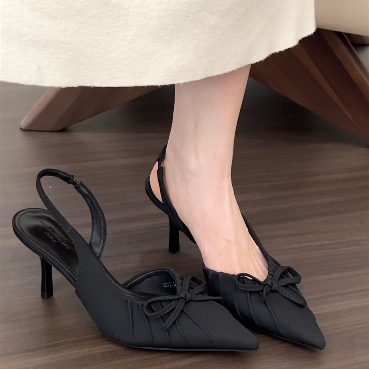 French-Style Pointed High Heels with a Bowknot Back Strap for Spring and Summer, 18-Year-Old Ruched Closed-Toe Stiletto Sandals