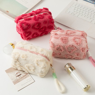 Ins Sweet Cosmetic Bag Plush Large Capacity Cute Cosmetic Storage Bag Portable Travel Wash Bag Travel