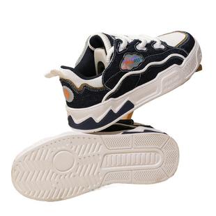 2024 Spring New Trend Canvas Shoes Men's Breathable Board Shoes Sports Running Casual Shoes Men's Height Increasing Bread Shoes