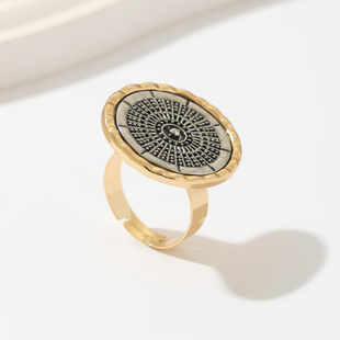 Europe and the United States cross-border jewelry ins cold wind fold geometric ring irregular simulation flower finger ring ring wholesale