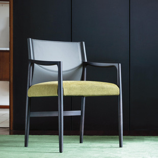 Nordic Solid Wood Dining Chair Ash Modern Light Luxury Saddle Leather Chair Italian Style Minimalist Cotton and linen Cloth Armrest Leisure Chair