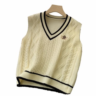 College Style V-neck Knitted Vest Women's Autumn Japanese Style All-match Twist Pullover Sweater Vest Stacked Sleeveless Vest