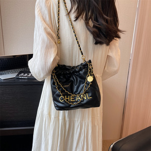 Chanel style rhombus chain bag for women summer 2023 new fashion texture tote bag large capacity bucket bag