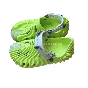 Cross New Hole Shoes Co-brand Wading Shoes Fingerprint Men's and Women's Coconut Trendy Shoes Casual Baotou Sandals and Slippers for Outer Wear