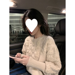 Embroidered Sweater Women's Autumn and Winter 2024 New Pullover Knitted Sweater Top Women's Heavy Industry Crochet Sweater Inner Base Shirt