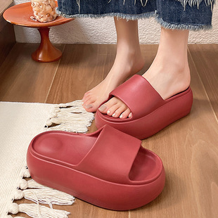 Summer outer wear super thick bottom word EVA slippers women's 2025 new simple Joker feeling sandals wholesale