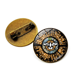 Colored glass church pigeon brooch men's and women's bag decoration all-match time gem European and American badge badge wholesale