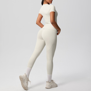 New Tight Short-sleeved Yoga Suit suit High Waist Hip Pocket Yoga Pants Women's Running Fitness Two-piece Set