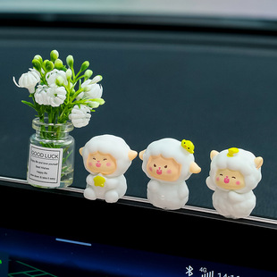 Автомобильные украшения Little Little Cartoon Cartoon Mini Cartoon Creative 2025 Новый автомобильный орнамент женский
