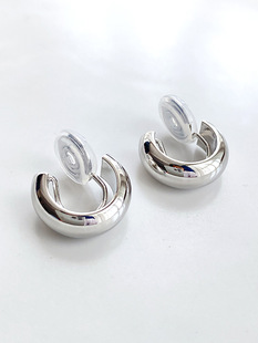 Mosquito coil ear clip women's earless cold high-grade French silver earrings simple elegant metal circle earrings