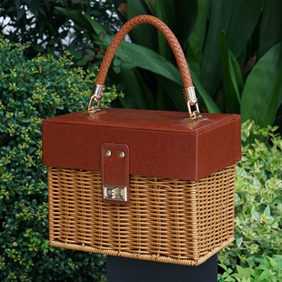 Mori pastoral style bridesmaid hand gift rattan blue portable gift box empty box ceremony gift box